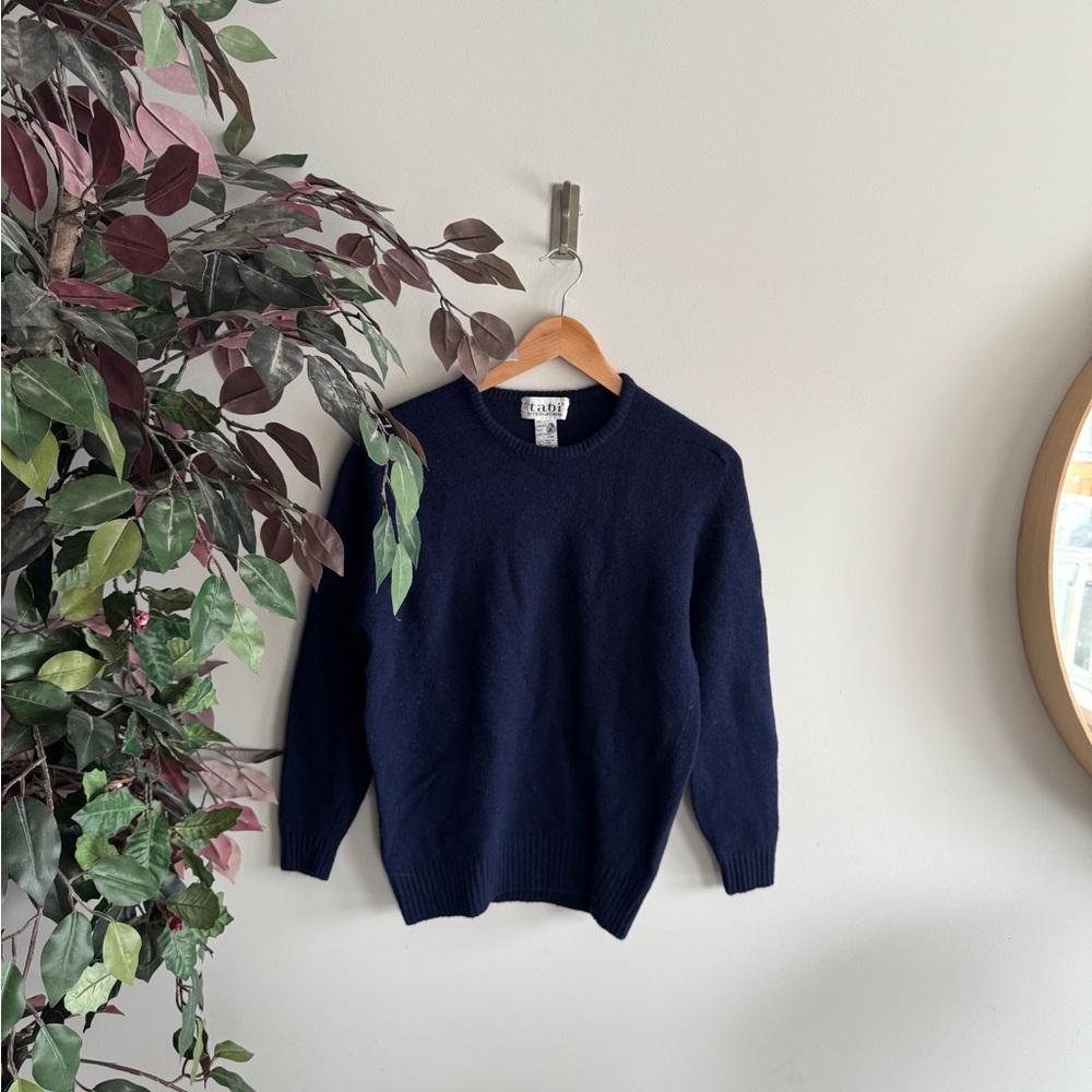 Tabi lambswool Deep Blue Crewneck Sweater